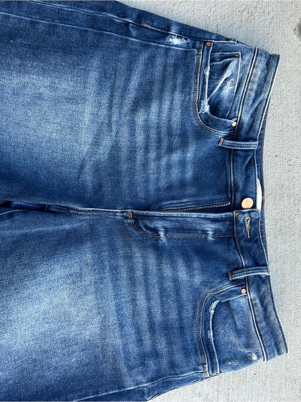 High-Rise Distressed Women's Jeans in Blue